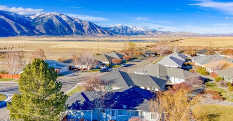 814 Mahogany Drive, Minden, NV 89423 Photo
