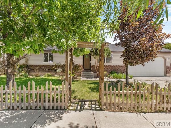1409 S Ridgewood Drive, AMMON, ID 83406