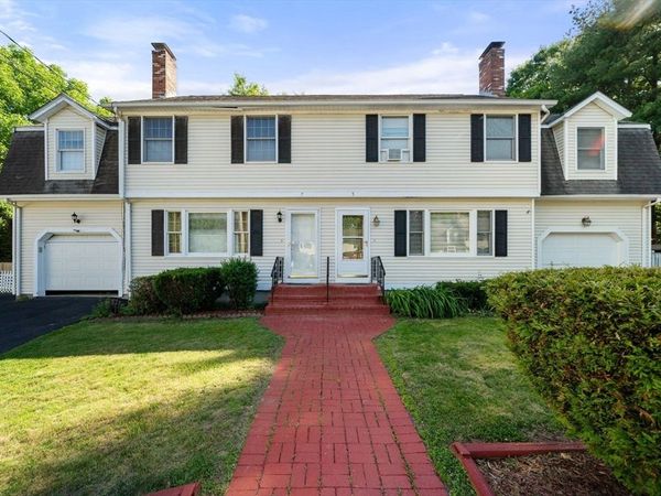 7 Ivy Cir, Unit 7, Norwood, MA 02062