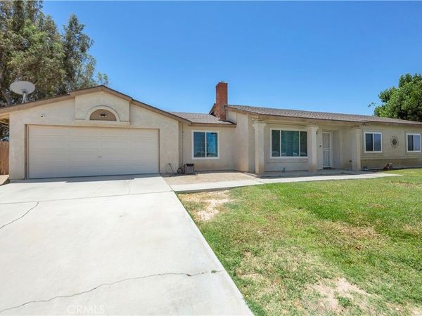9742 E Avenue R8, Littlerock, CA 93543