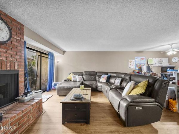 7240 Shirley Avenue, Unit 103, Reseda, CA 91335