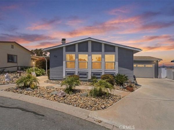 629 Via Santiago, Vista, CA 92081