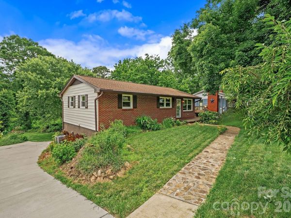 154 Richmond Hill Drive , Asheville, NC 28806