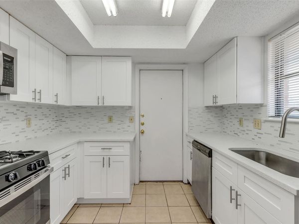 9604 Night Star DR , Unit B, Del Valle, TX 78617