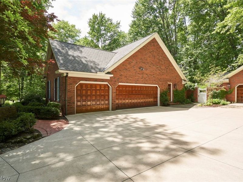 3807 Mapleleaf Hill, Bath, OH 44333 Photo 33