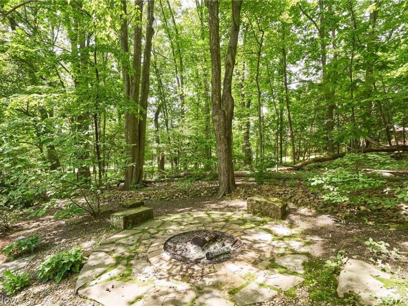 3807 Mapleleaf Hill, Bath, OH 44333 Photo 38