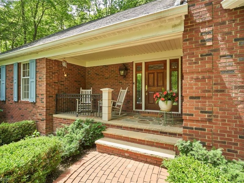 3807 Mapleleaf Hill, Bath, OH 44333 Photo 7