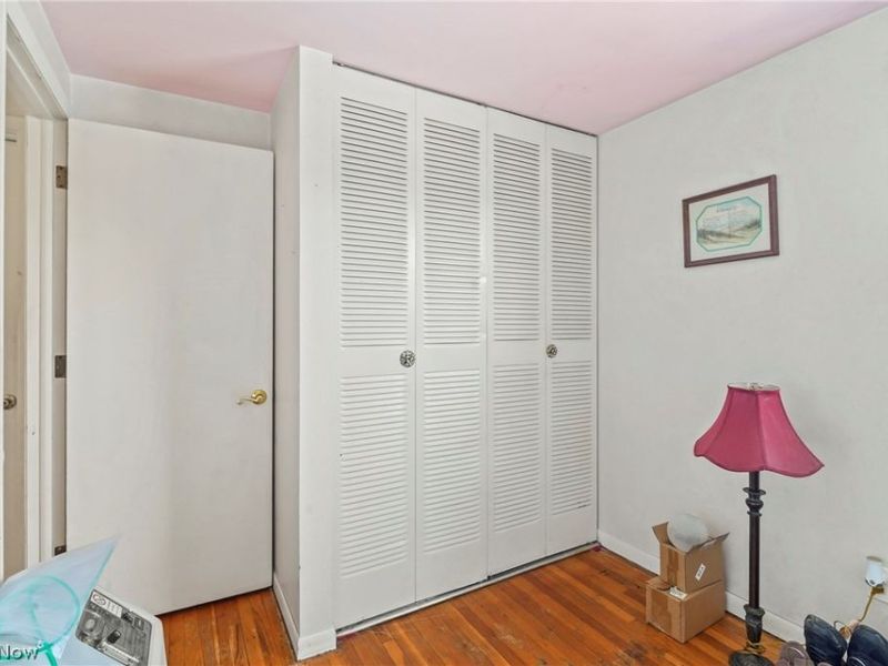 1005 Leslie Lane, Girard, OH 44420 Photo 10