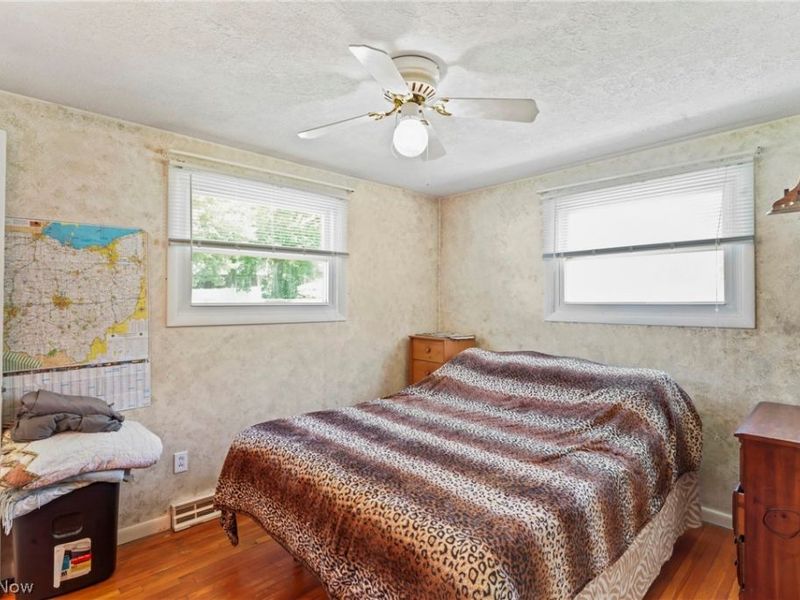 1005 Leslie Lane, Girard, OH 44420 Photo 13