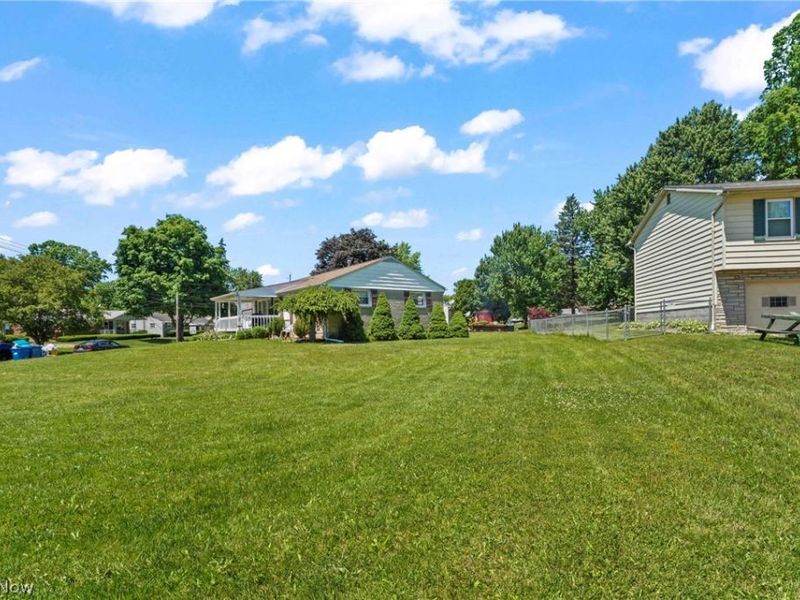 1005 Leslie Lane, Girard, OH 44420 Photo 44