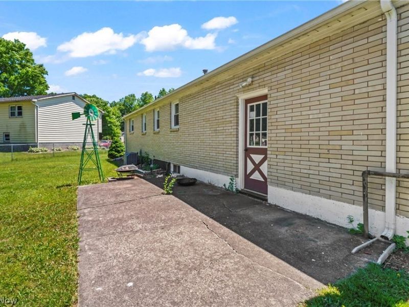 1005 Leslie Lane, Girard, OH 44420 Photo 48