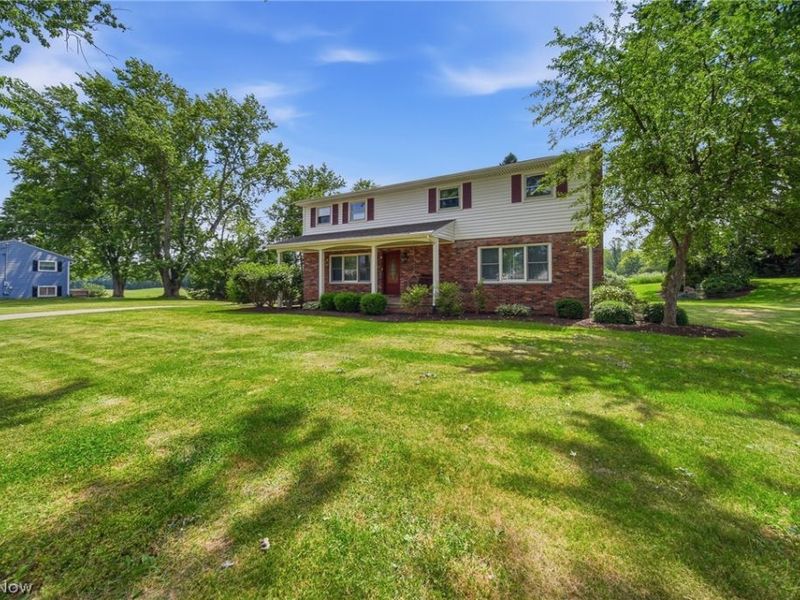 1430 Whitehall Drive, Suffield, OH 44260 Photo 1