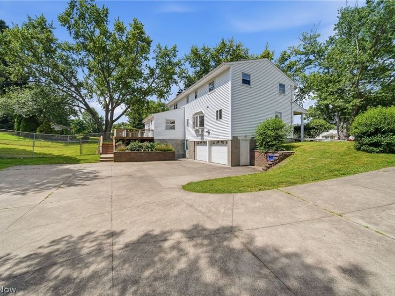 1430 Whitehall Drive, Suffield, OH 44260 Photo 10