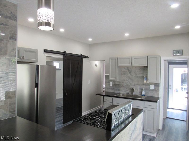 2827 E 117th Street, Cleveland, OH 44120 Photo 7