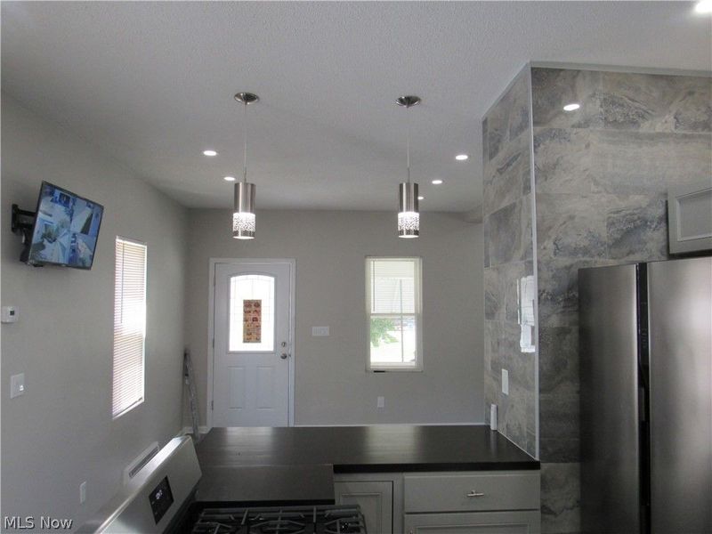 2827 E 117th Street, Cleveland, OH 44120 Photo 9