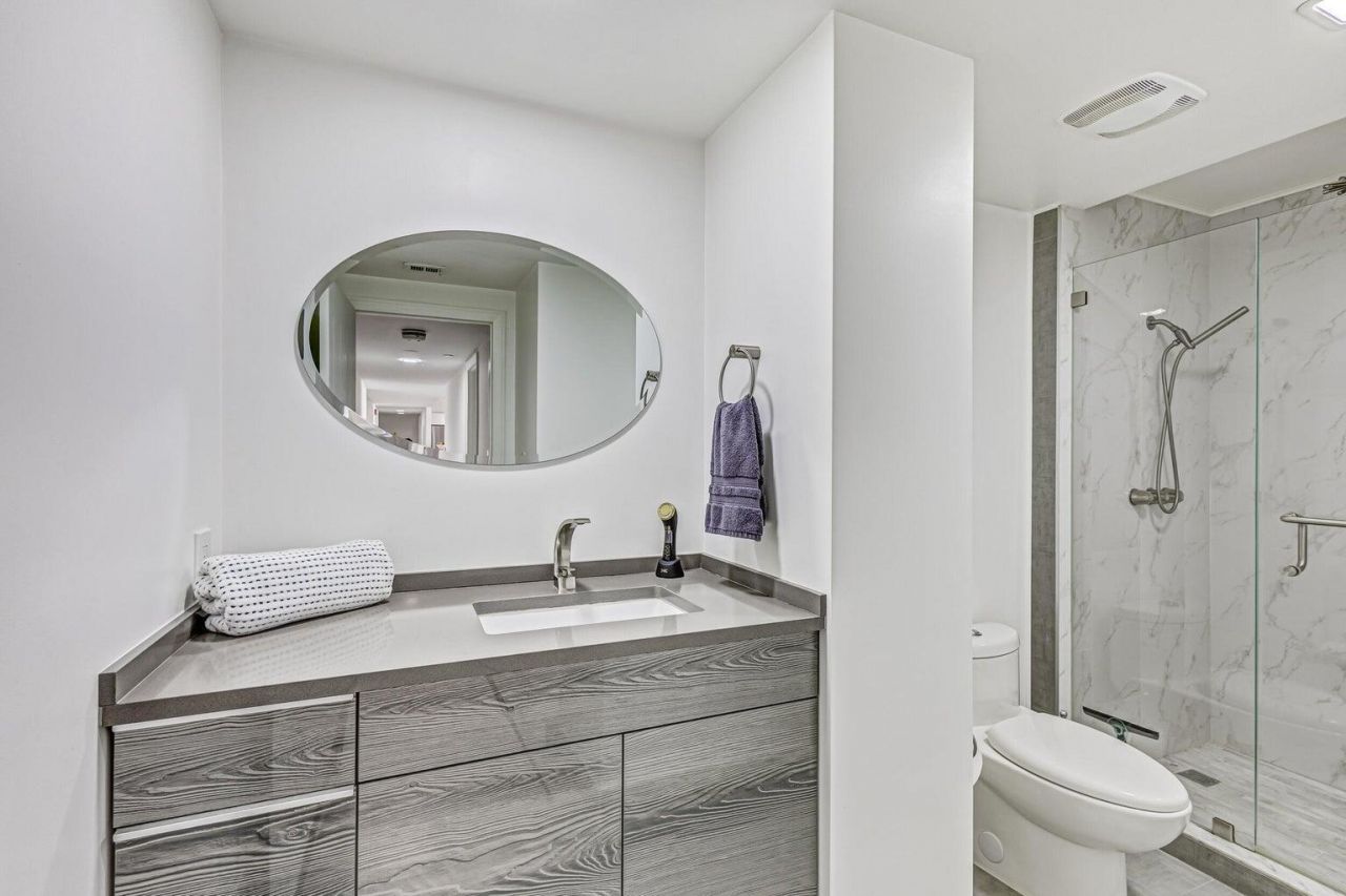 5280 N Ocean Drive, Unit 12f, Riviera Beach, FL 33404 Photo