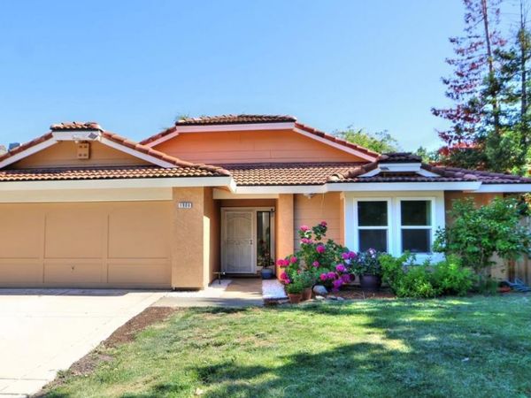 1908 Pebblewood Dr, Sacramento, CA 95833
