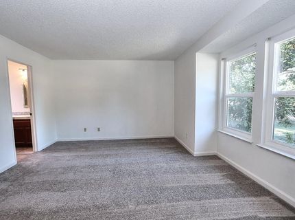 1908 Pebblewood Dr, Sacramento, CA 95833 Photo