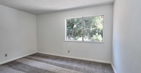 1908 Pebblewood Dr, Sacramento, CA 95833 Photo