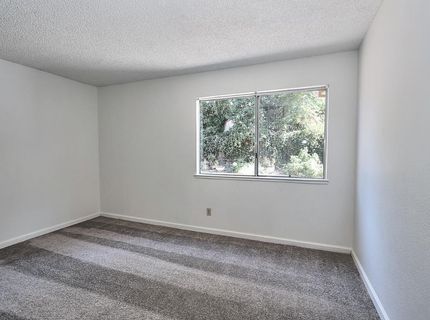 1908 Pebblewood Dr, Sacramento, CA 95833 Photo