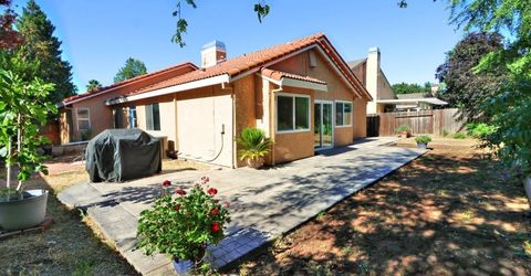 1908 Pebblewood Dr, Sacramento, CA 95833 Photo