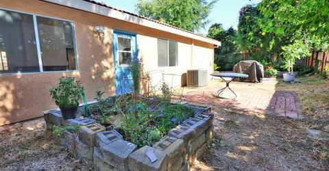 1908 Pebblewood Dr, Sacramento, CA 95833 Photo