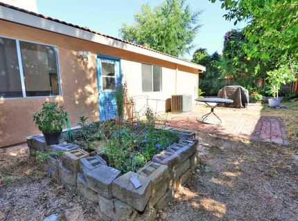 1908 Pebblewood Dr, Sacramento, CA 95833 Photo