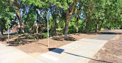 1908 Pebblewood Dr, Sacramento, CA 95833 Photo