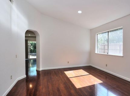 1908 Pebblewood Dr, Sacramento, CA 95833 Photo