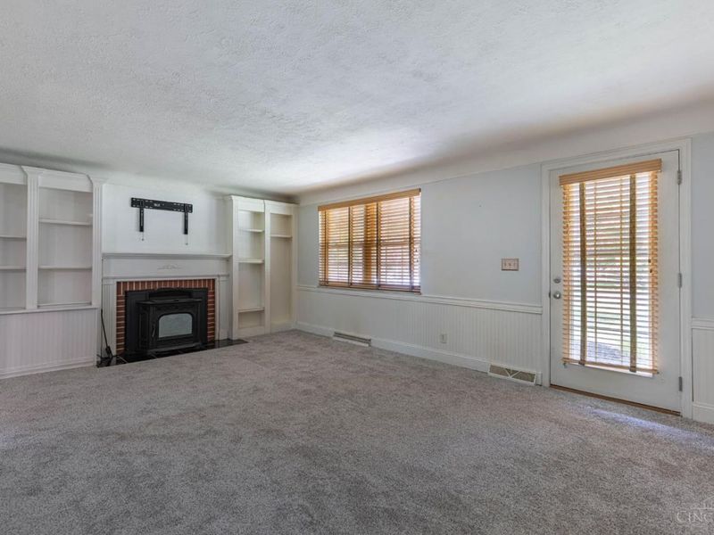 567 Lang Road, Union Twp, OH 45244 Photo 4
