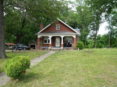 704 Lynchburg Avenue, Brookneal, VA 24528