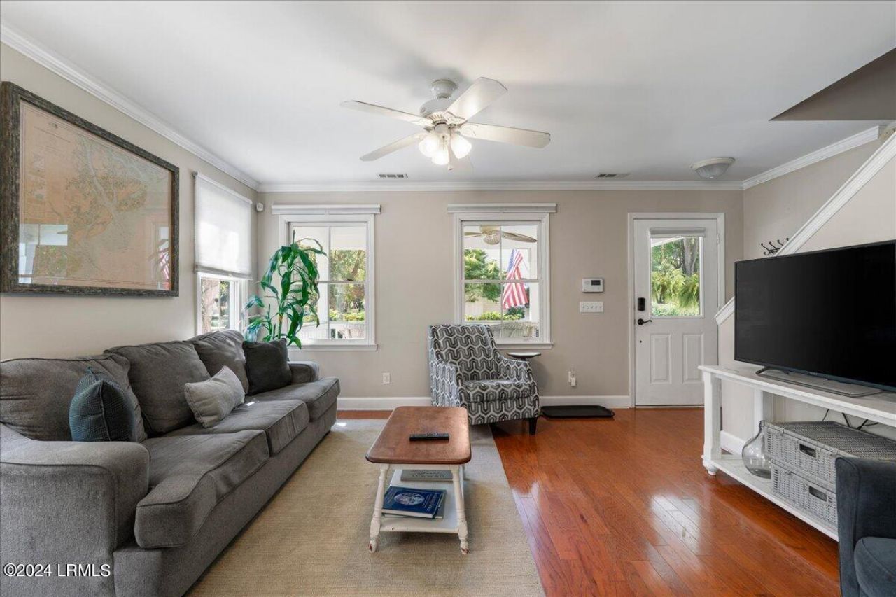 1307 Broad Street Photo 10