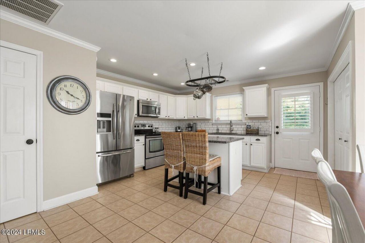 1307 Broad Street Photo 12