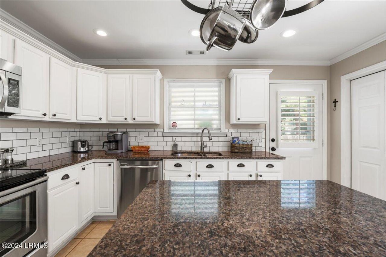 1307 Broad Street Photo 16