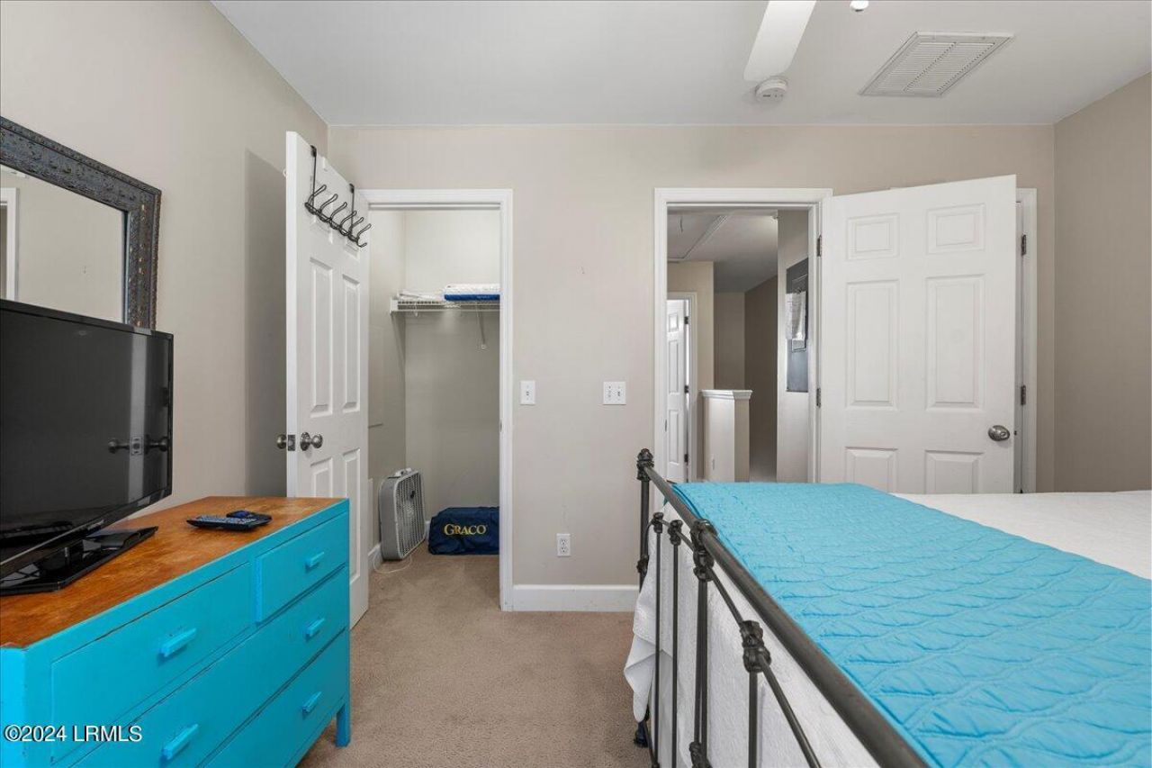 1307 Broad Street Photo 23