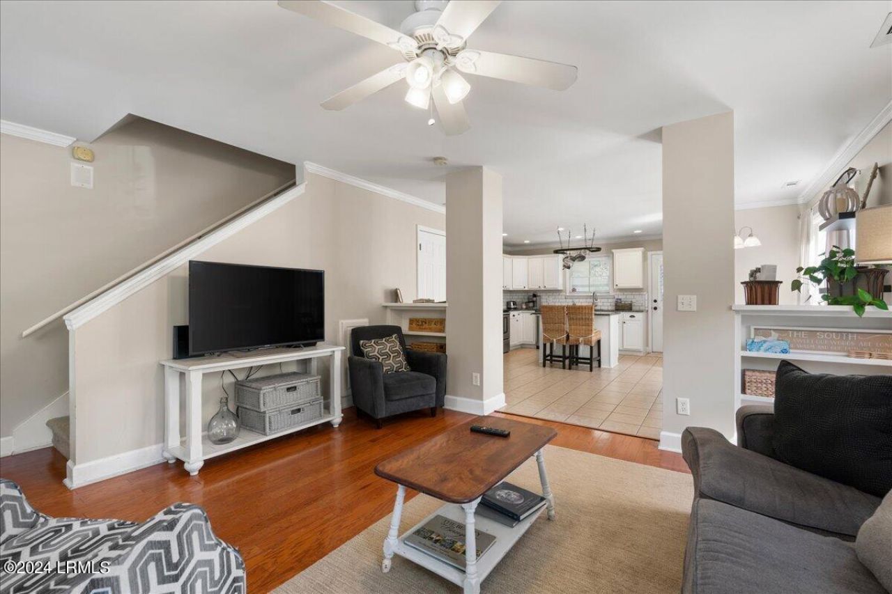 1307 Broad Street Photo 6