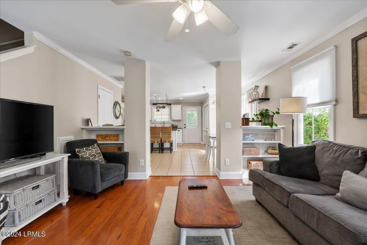 1307 Broad Street Photo 8