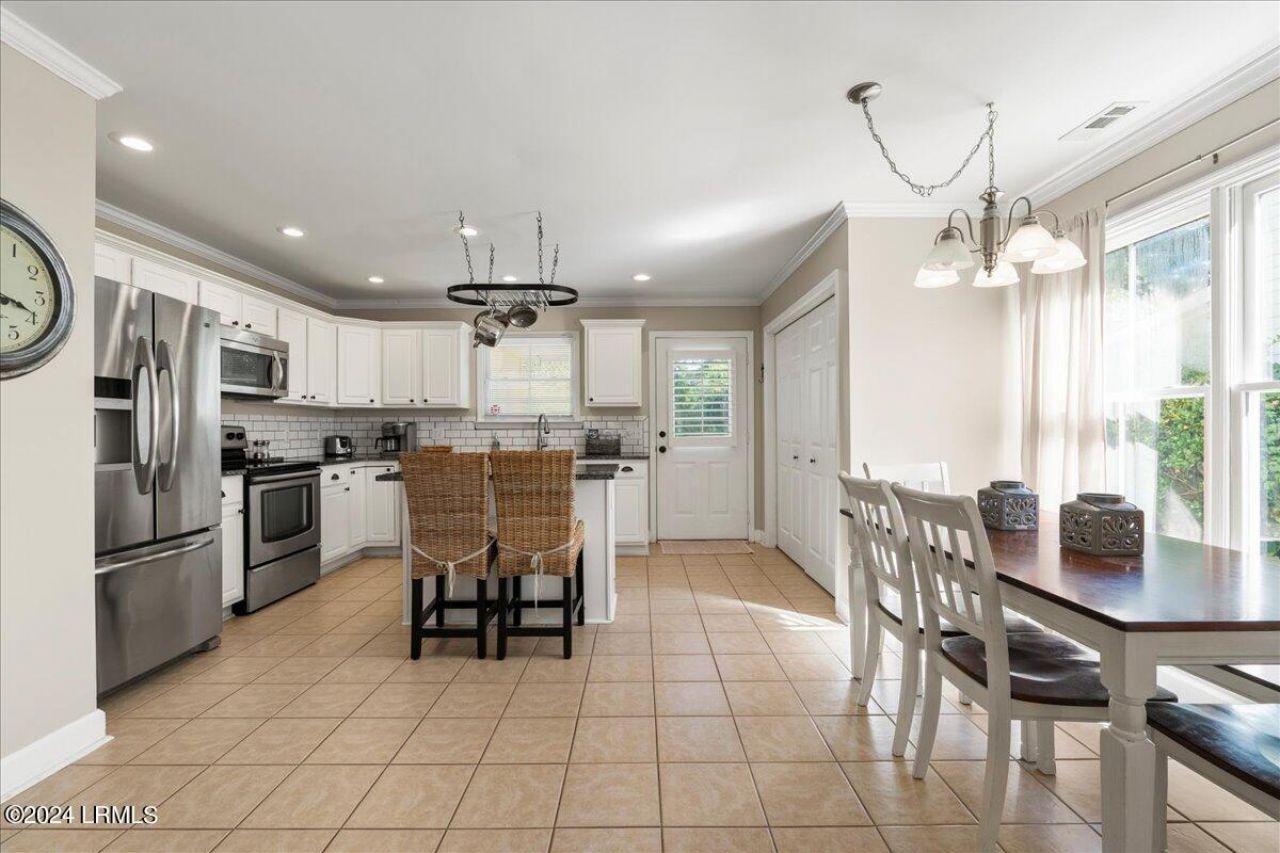 1307 Broad Street Photo 9