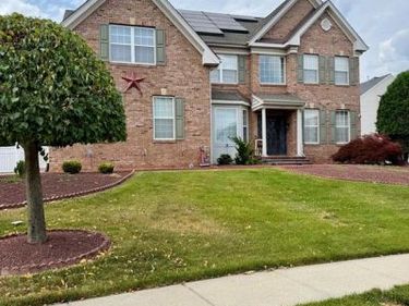 501 LARZELERE ROAD, BENSALEM, PA 19020