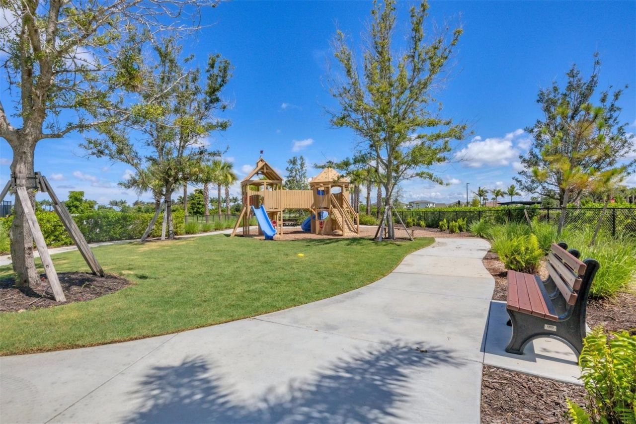 8494 Snowfall Street, Sarasota, FL 34241 Photo