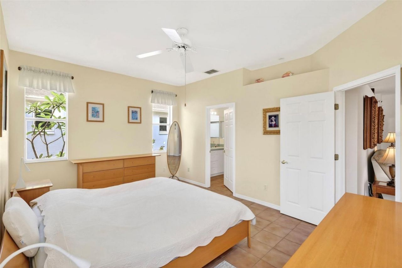 5425 Matthew Court, Sarasota, FL 34231 Photo