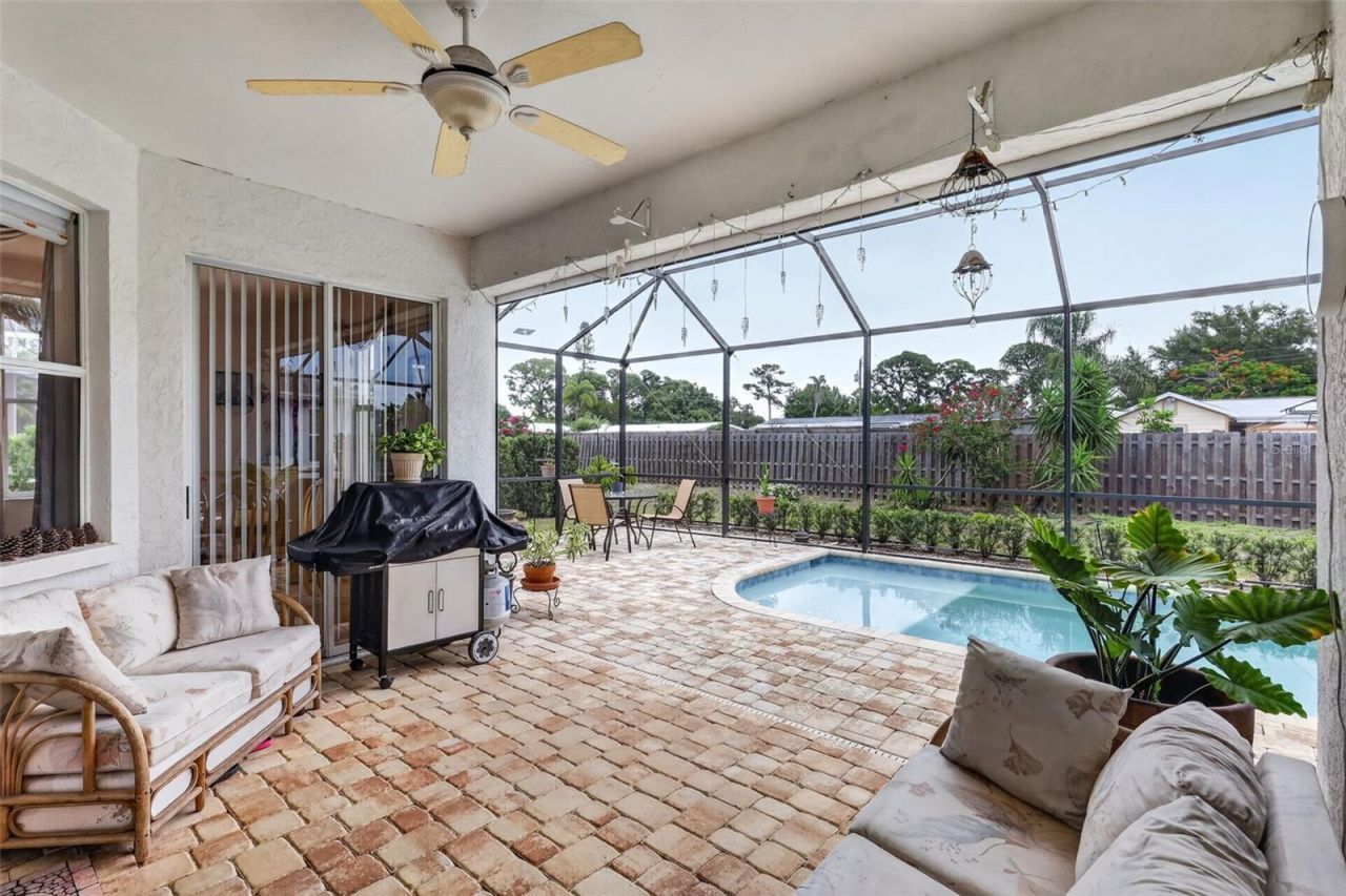 5425 Matthew Court, Sarasota, FL 34231 Photo