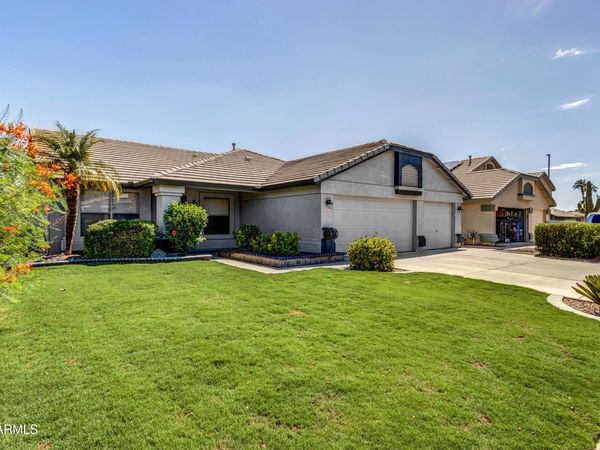 1113 E Betsy Lane, Gilbert, AZ 85296