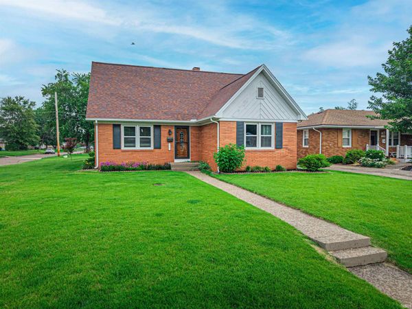 2700 Vogel Road, Evansville, IN 47711