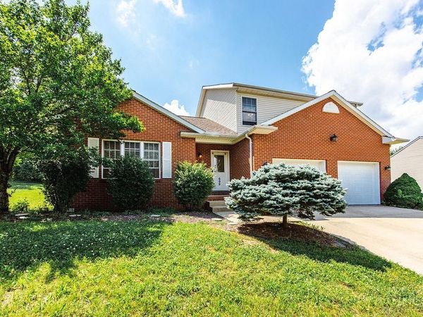 609 Honor Lane, Oxford, OH 45056