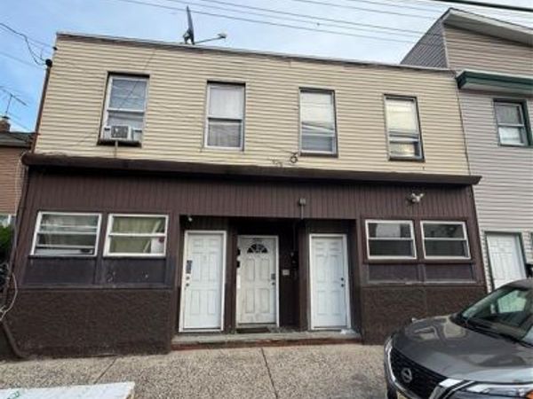 390 Totowa Avenue, PATERSON, NJ 07502