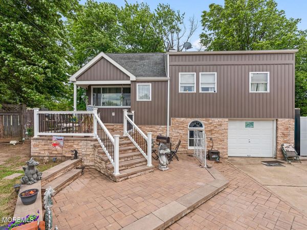 251 Arlington Drive, Fords, NJ 08863