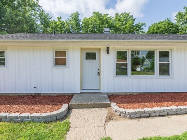 2222 Southern Avenue, Kalamazoo, MI 49001