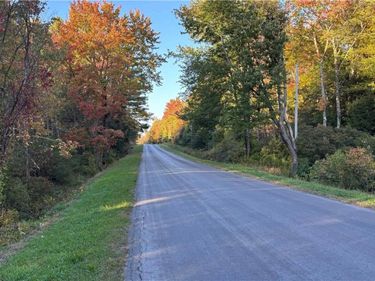 239 White Road, Parish, NY 13131
