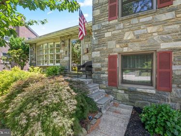 260 AVON ROAD, SPRINGFIELD, PA 19064